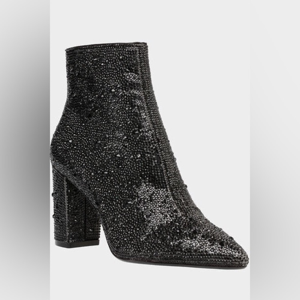 Betsey Johnson Cady Booties in Black 7.5